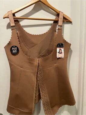 Valentina Plus Size Shapewear Vest in Brown